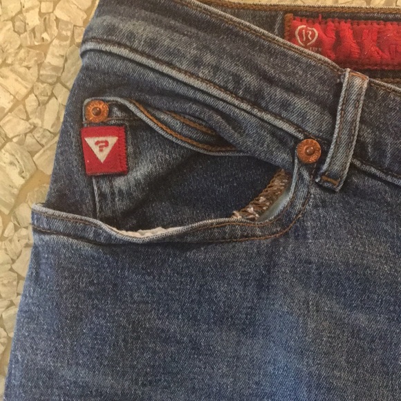 Guess Stretch Jeans - Picture 3 of 8